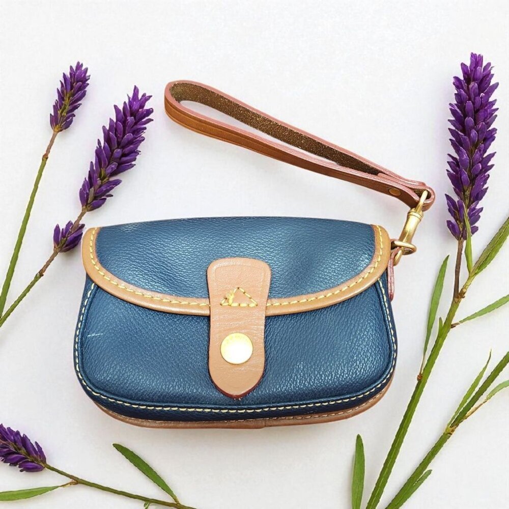Dooney & Bourke Oncour Elba Flap Wristlet Leather